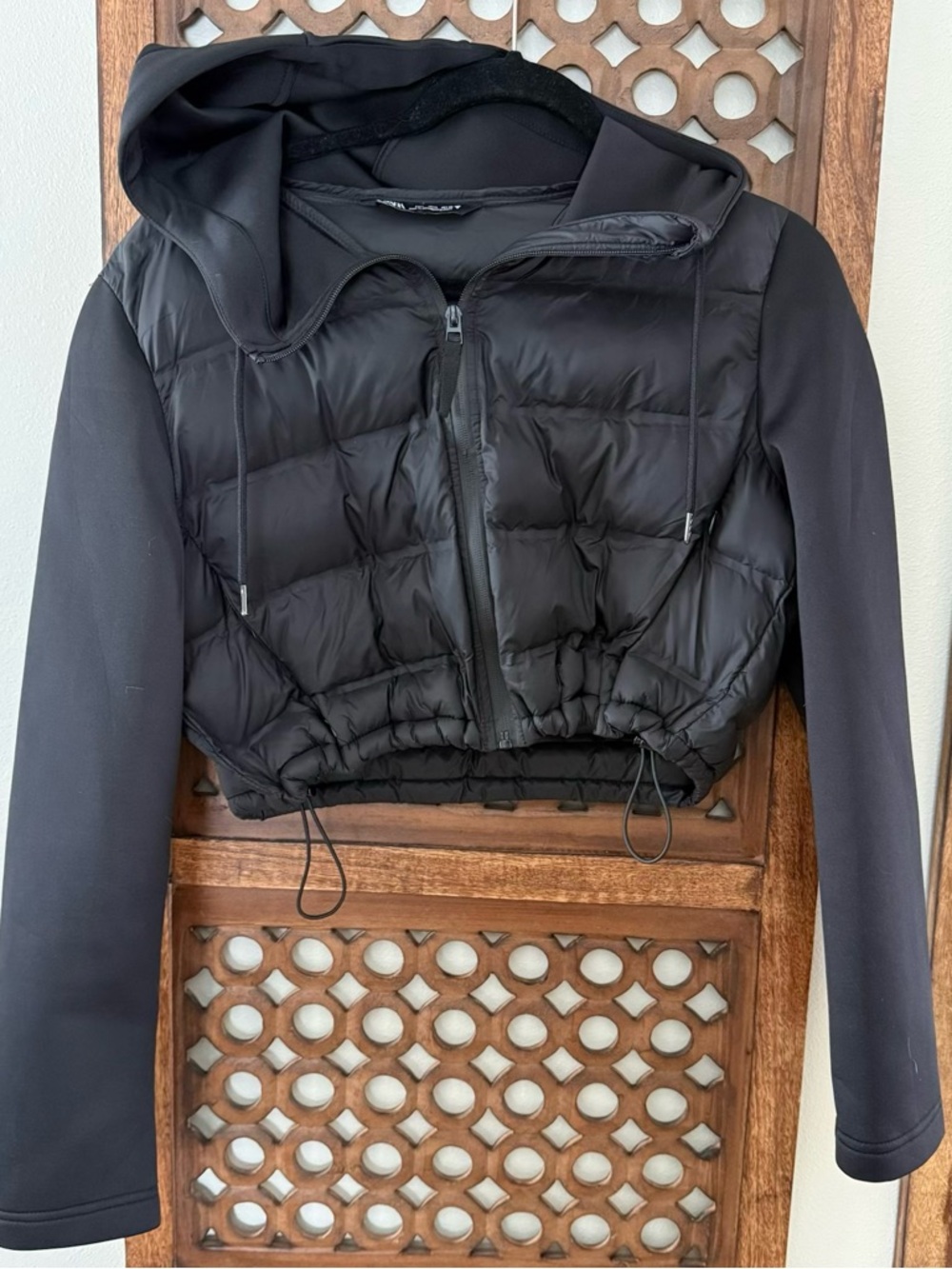 ZARA Cropped Puffer Hoodie Black Hybrid Jacket L